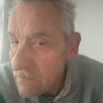 László