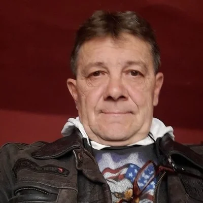 László