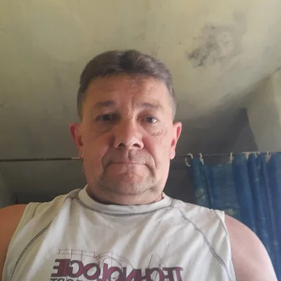 László