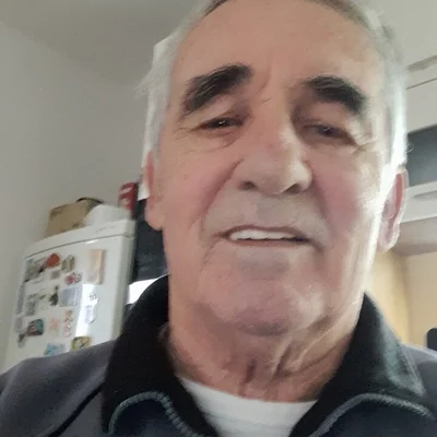 János