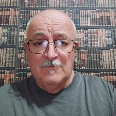 István, Dunaújváros