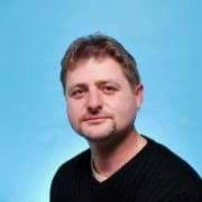 György