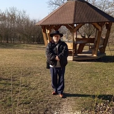 József