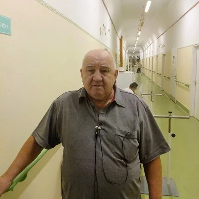 László