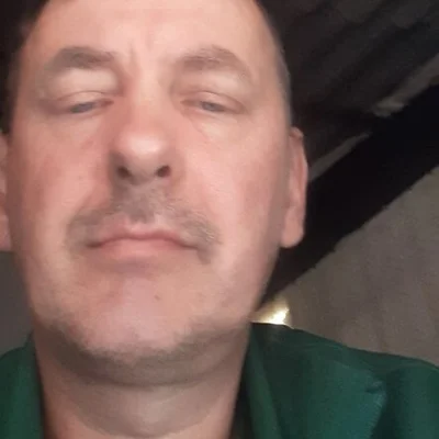István, Komárom