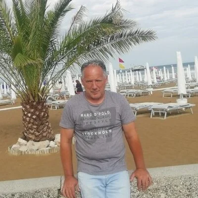 Péter