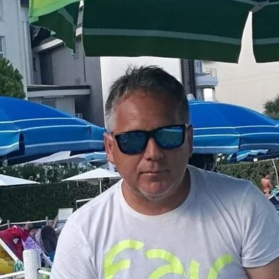 Péter