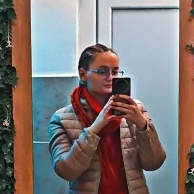 Rebeka, társkereső Kishegyes