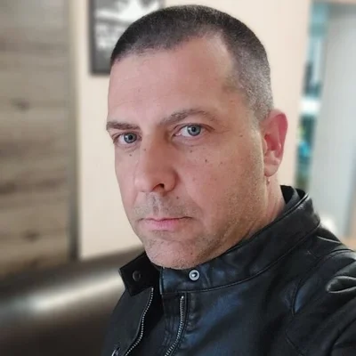 József, Fadd