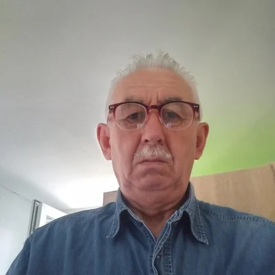 János