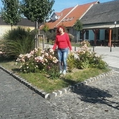 Léna, társkereső Nyírbátor