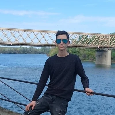 Szebi