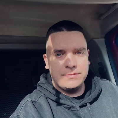 Ádám, társkereső Ajka