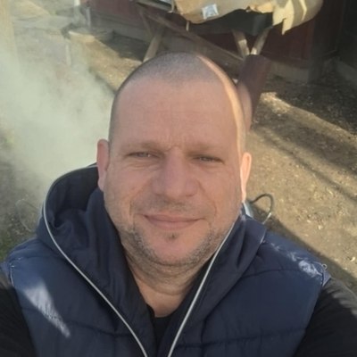 Adrián, társkereső Horgos