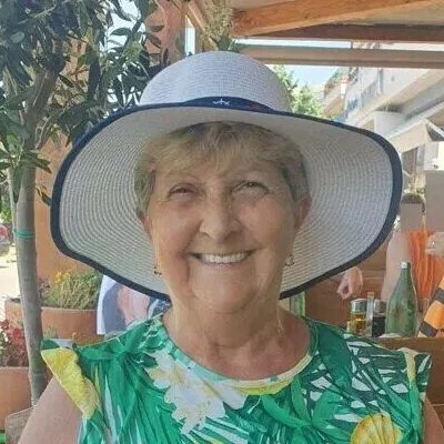 Éva