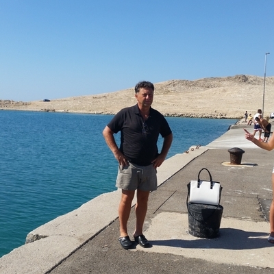 Bobi, társkereső Szekszárd