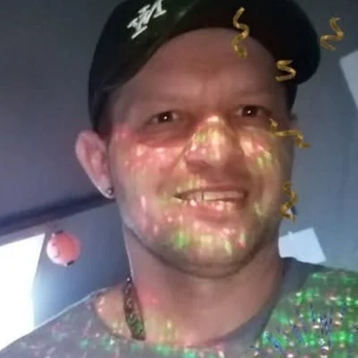 András