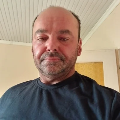 Ákos, társkereső Bogaras
