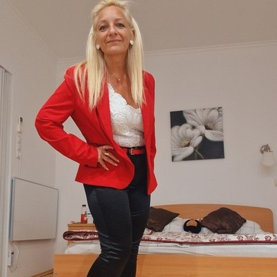 Mariann, társkereső Gyula