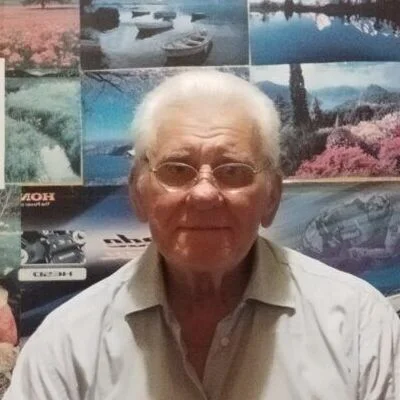 András