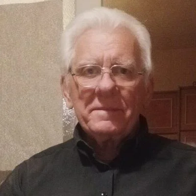 András