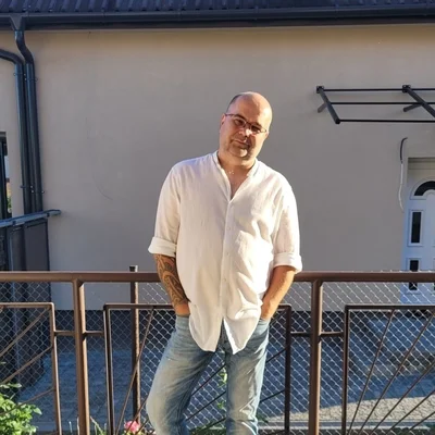 Péter, Budapest