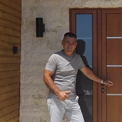 Janos