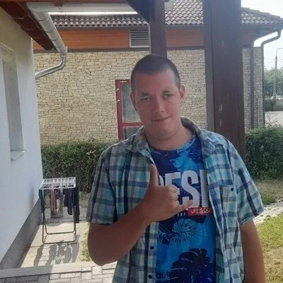 Tivadar, Pécs