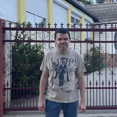 Jani, Pécs