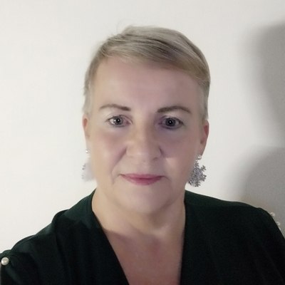 Zsuzsa, társkereső Komárom