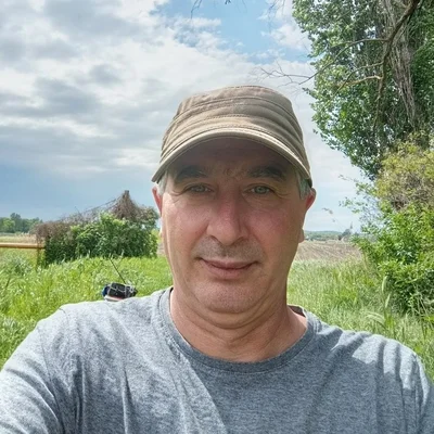 Tamás