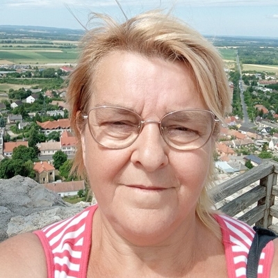 Andi, társkereső Mór