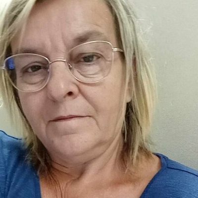 Andi, társkereső Mór