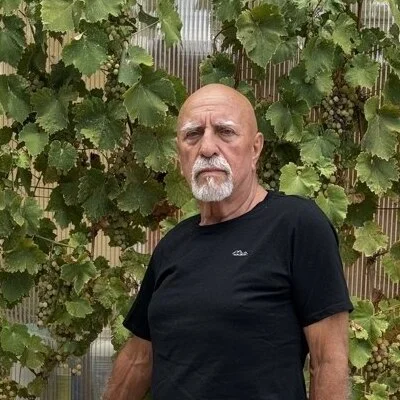 István