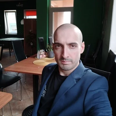 Tamás