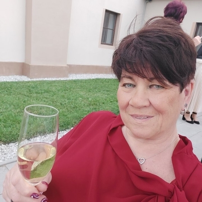 Kata, társkereső Budaörs