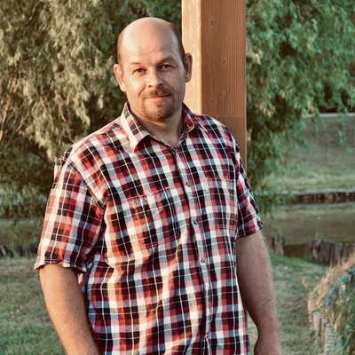 István
