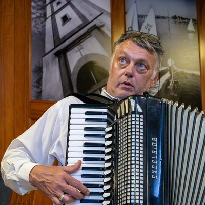 Rudolf, társkereső Szenc