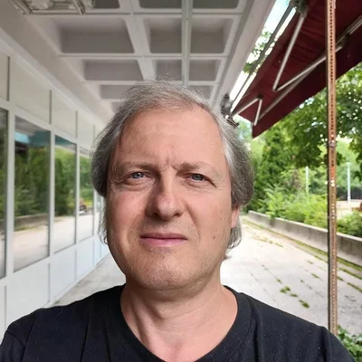 János, Budapest