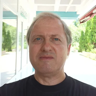 János