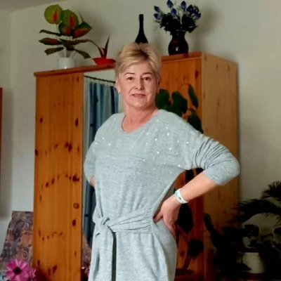 Éva