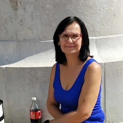 Anikó, Dunaújváros