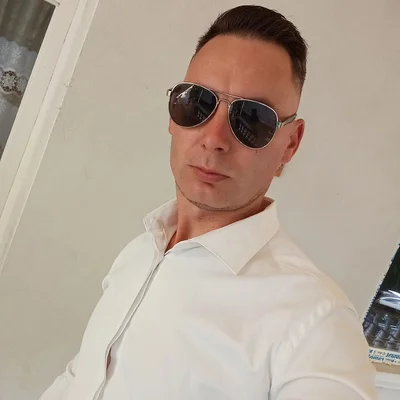 Tamás