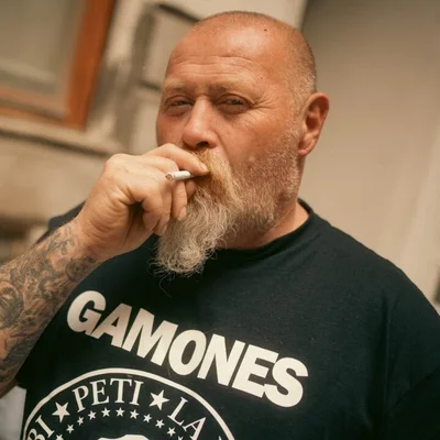 Lajos, Dorog