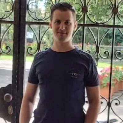 Tamás