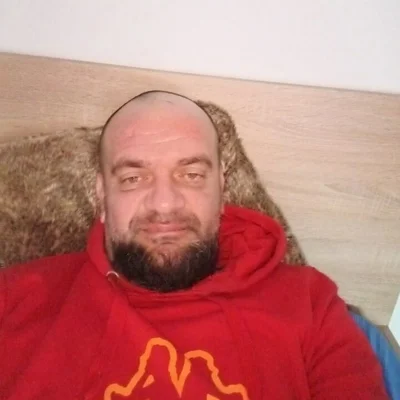 György