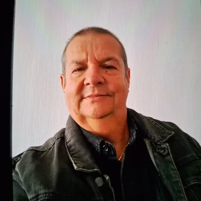 Andras, Plymouth