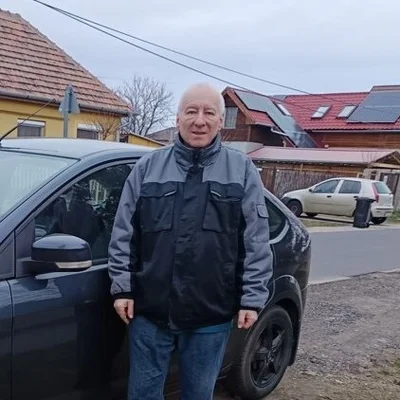 István, Vecsés