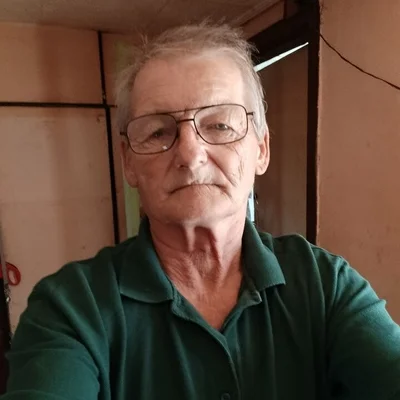 László