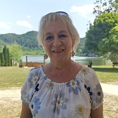 Leonella, társkereső Ózd